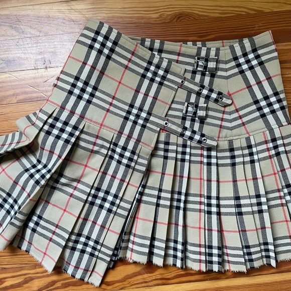 Burberry Vintage Check Skirt